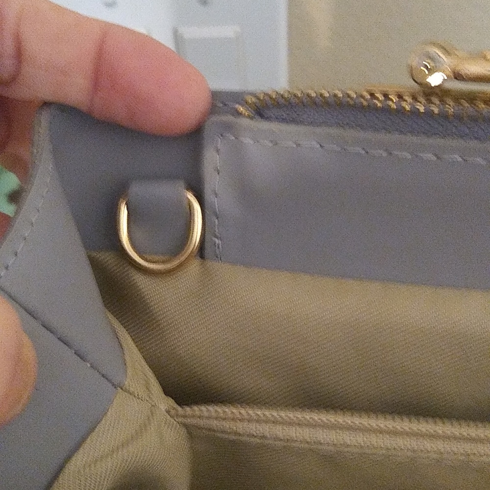 Glamorous by Glam grey leather handbag with gold hardware - Picture 6 of 9